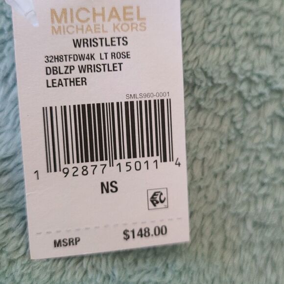 Michael kors double zipper wristlet - Picture 4 of 4